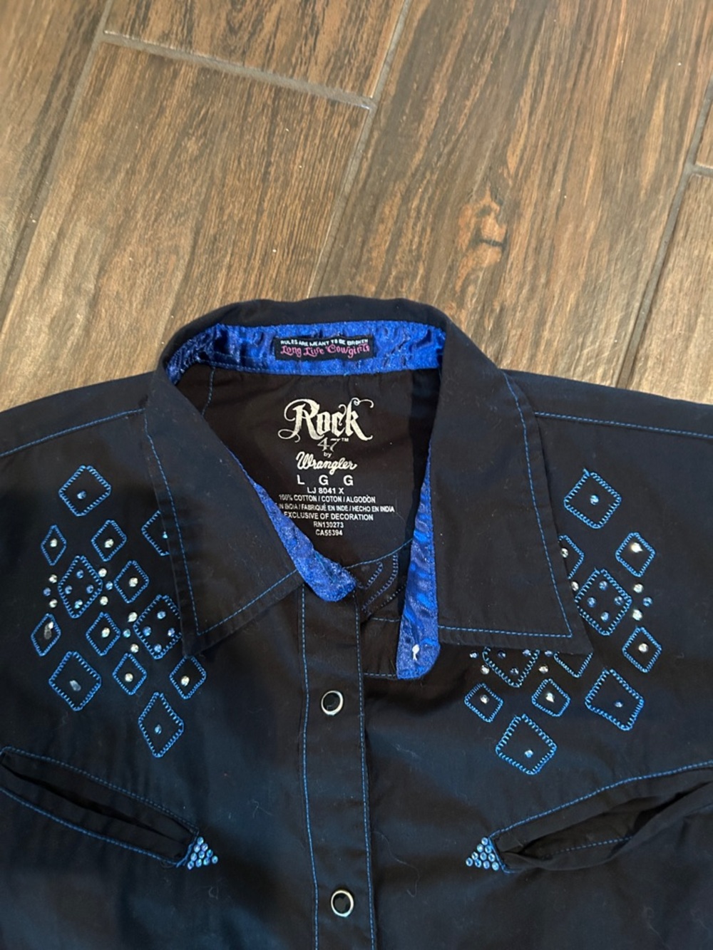 Rock 47 by Wrangler Embelished Western Shirt - Picture 2 of 4
